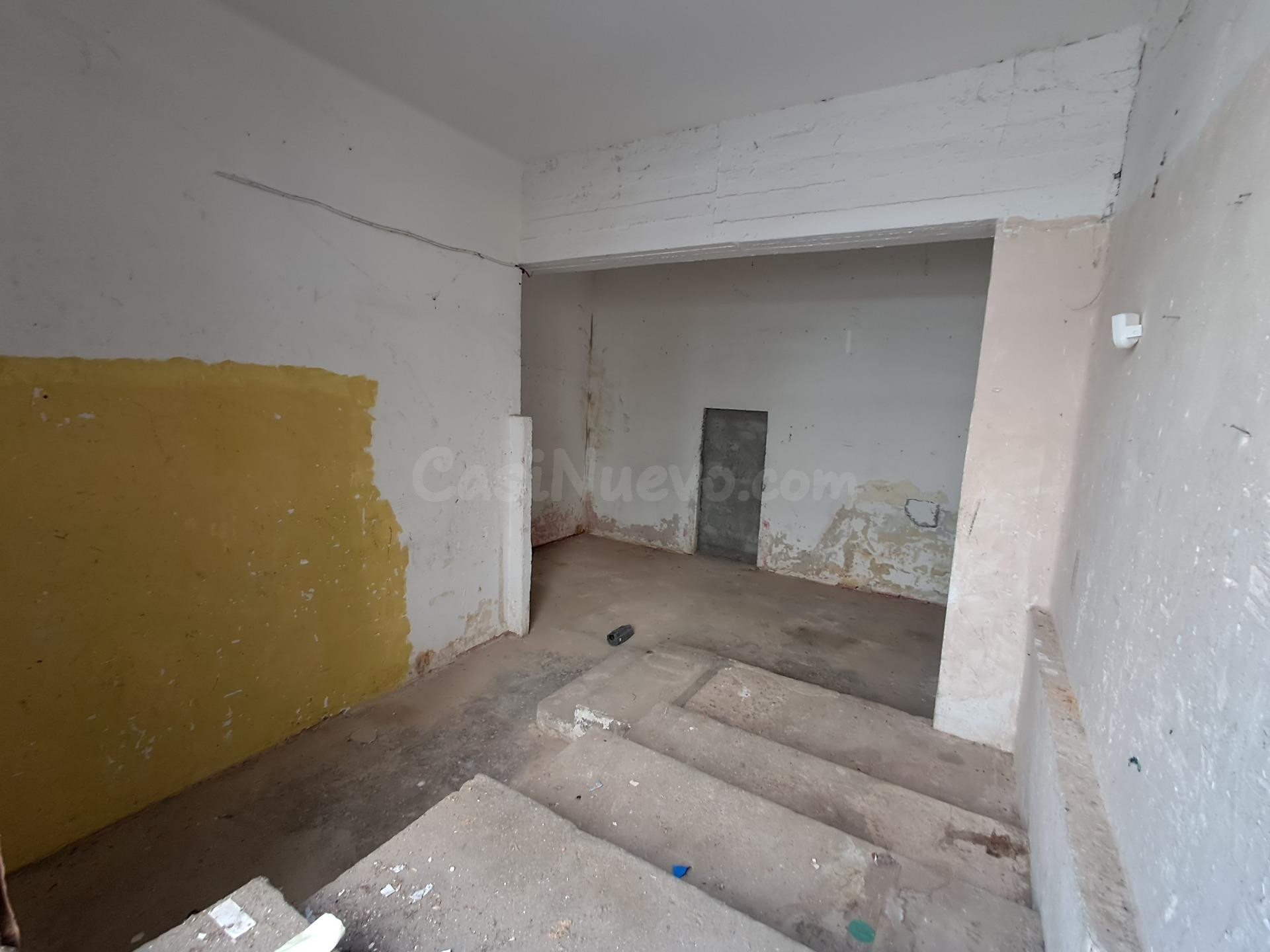 Local comercial 114m² en venta - Rambla sant jordi
