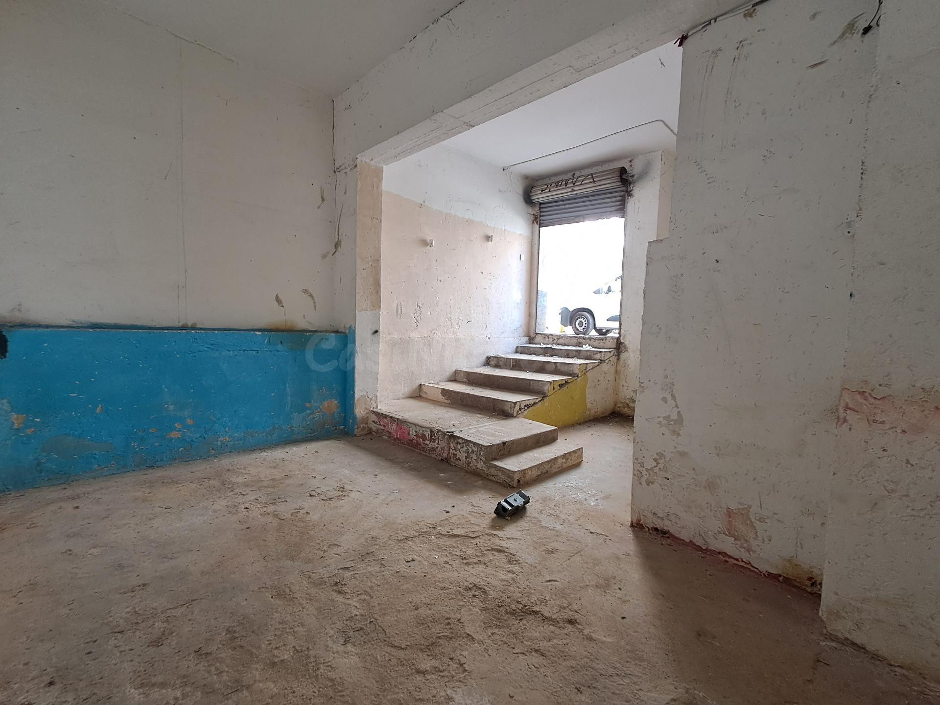 Local comercial 114m² en venta - Rambla sant jordi - foto 4