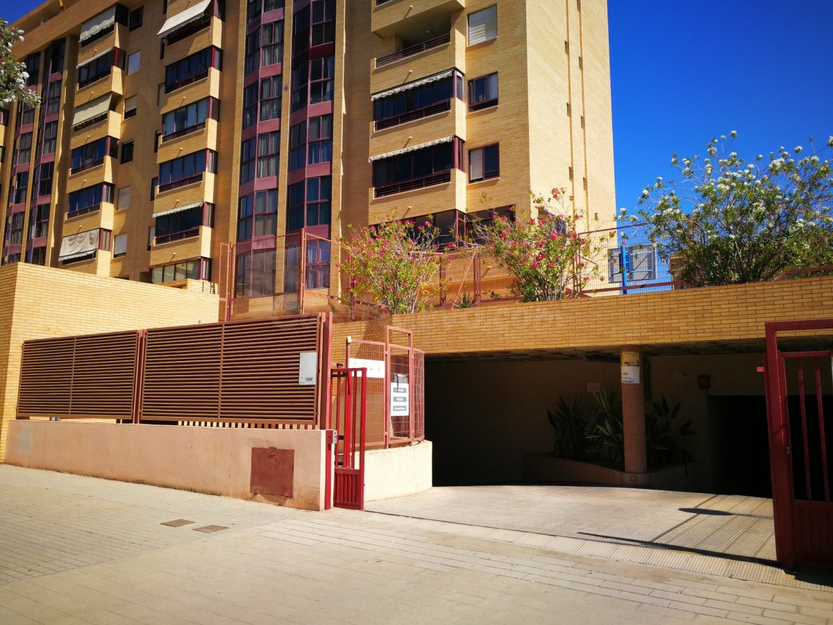 PLAZA DE GARAJE EN BABEL