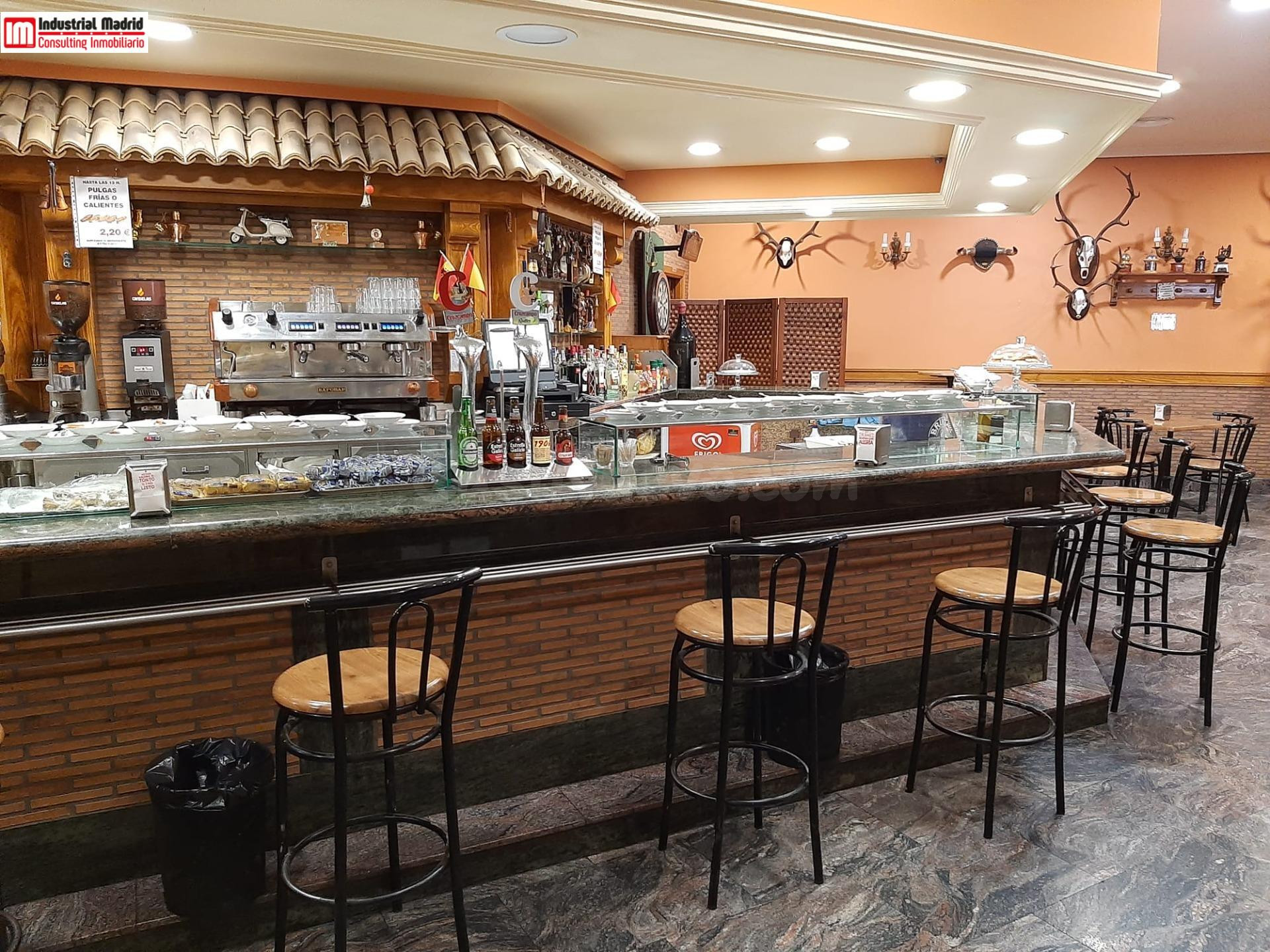 RESTAURANTE EN MEJORADA DEL CAMPO - foto 3