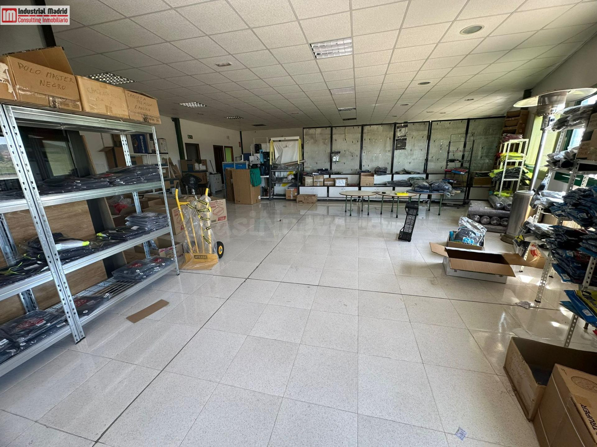NAVE EN VENTA EN TORRES DE LA ALAMEDA - foto 4