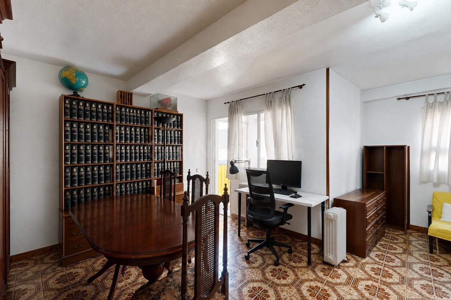 Vivienda de 4 dormitorios en Federico Balart - foto 2