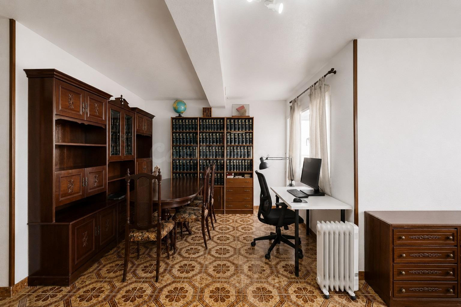 Vivienda de 4 dormitorios en Federico Balart - foto 4