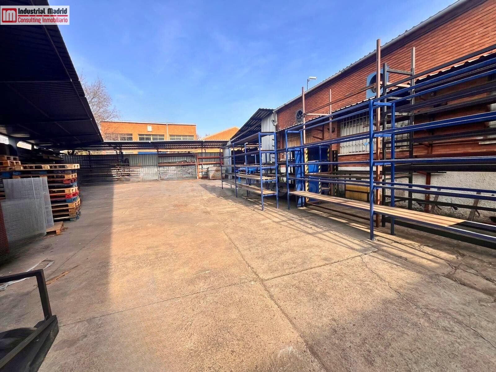 OPORTUNIDAD: Nave industrial en el Polígono de Arganda del R - foto 3