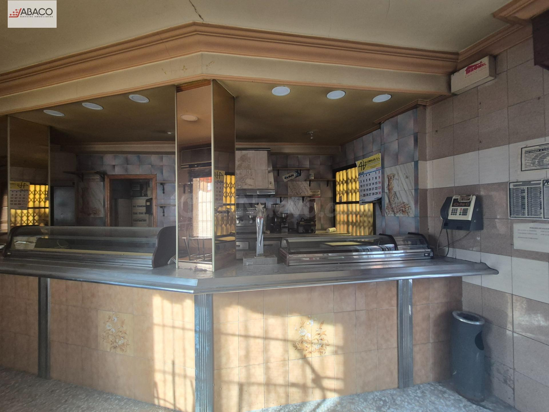 Local comercial en zona de Carolinas - foto 4