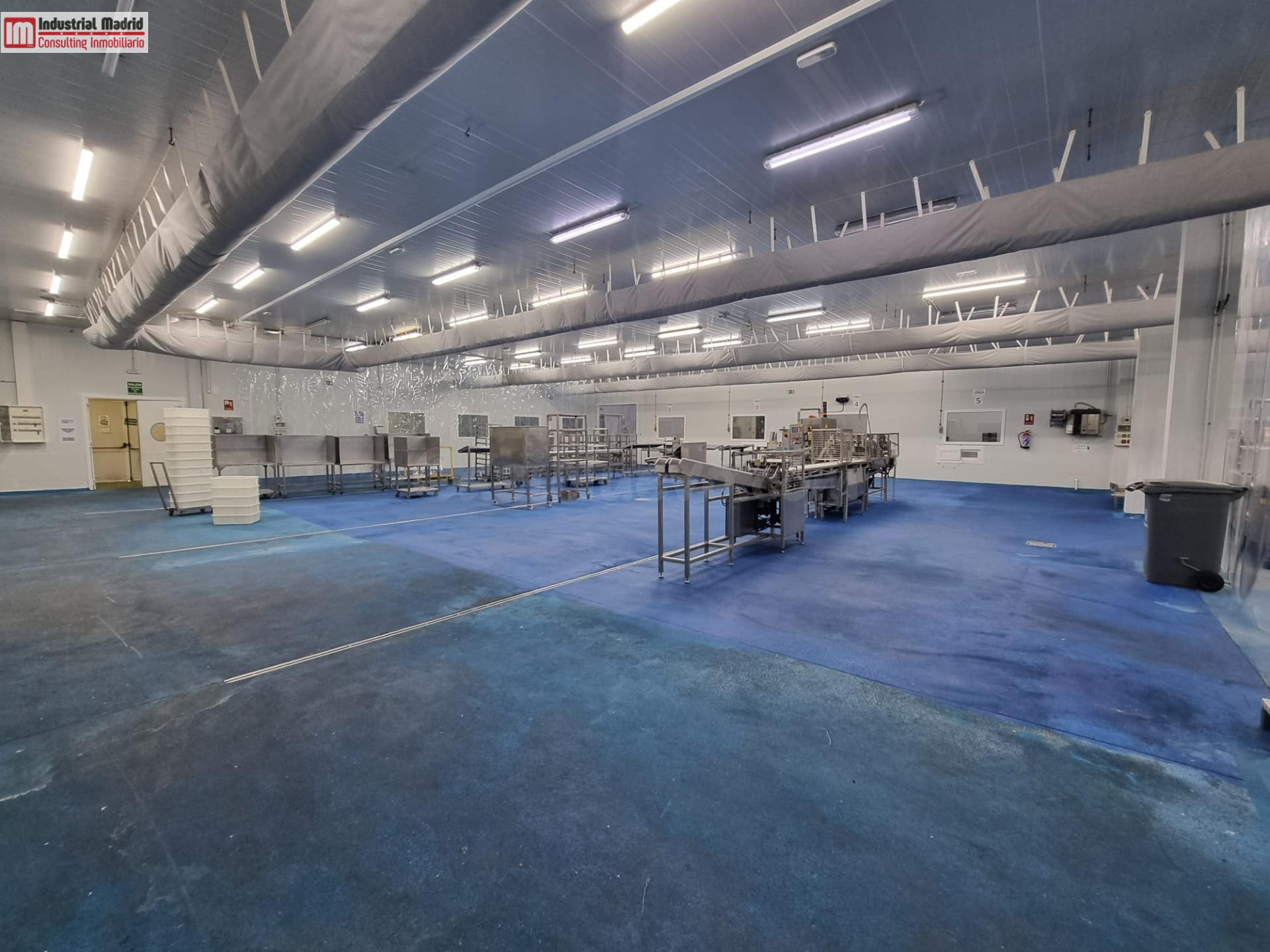 Nave industrial con cámaras frigoríficas en venta/alquiler e - foto 2