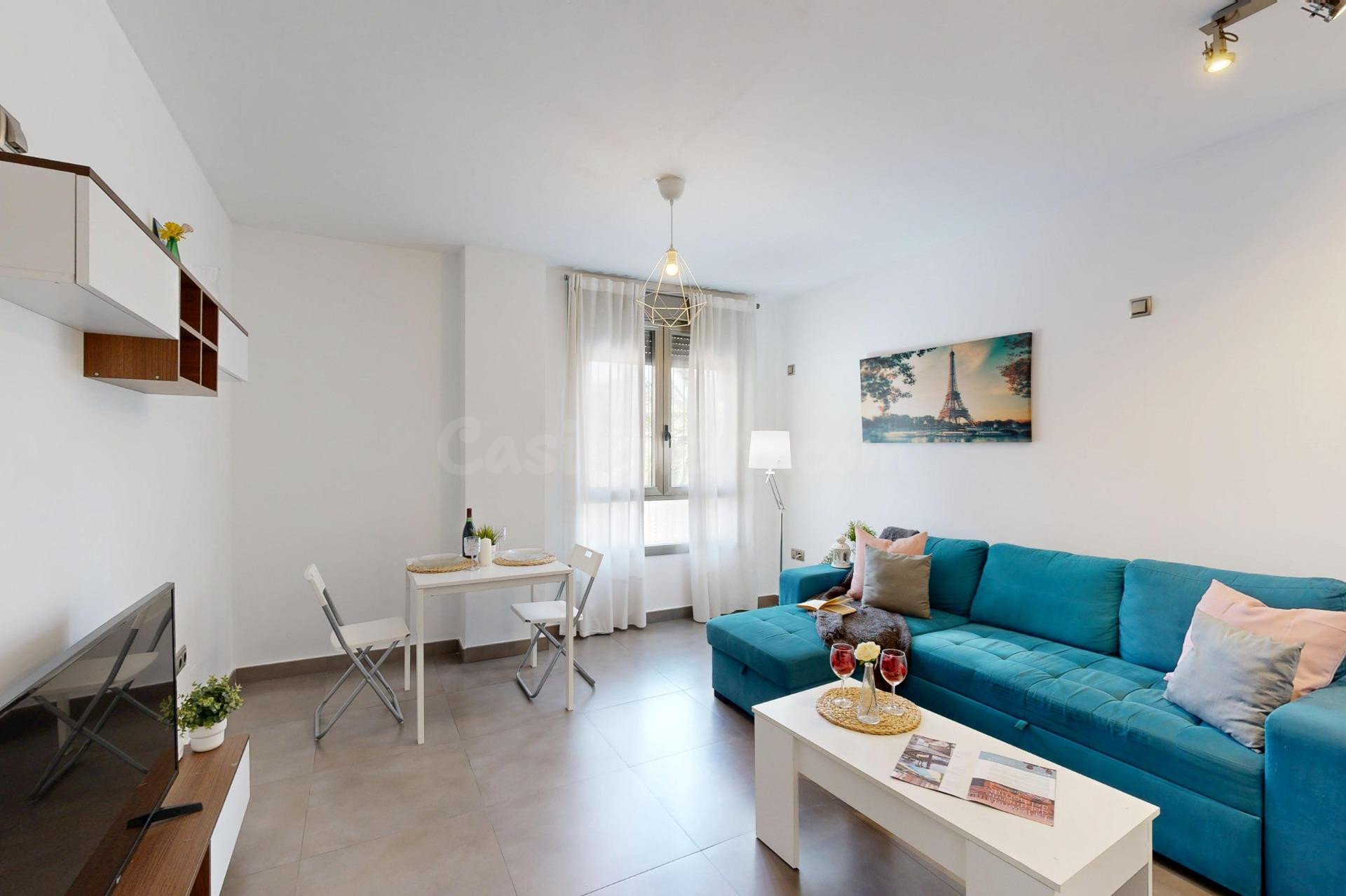 Apartamento luminoso con garaje, trastero y licencia turísti