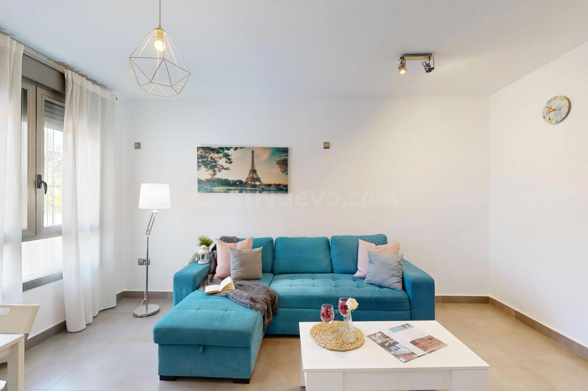 Apartamento luminoso con garaje, trastero y licencia turísti - foto 2