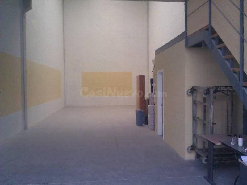 SE VENDE NAVE EN RENTABILIDAD EN ARGANDA DEL REY - foto 3
