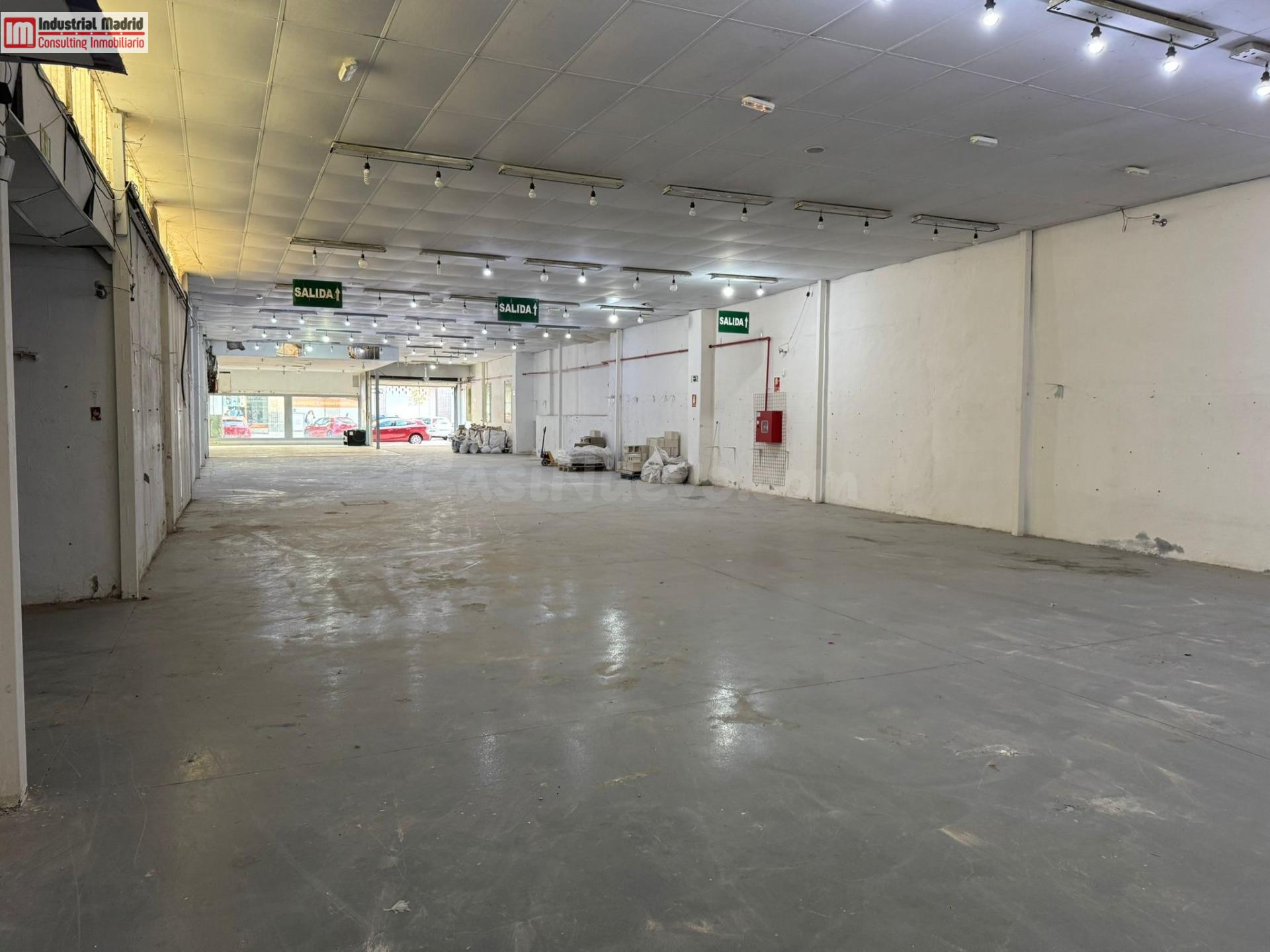 Gran local comercial a solo unos pasos del Metro de Arganda. - foto 3