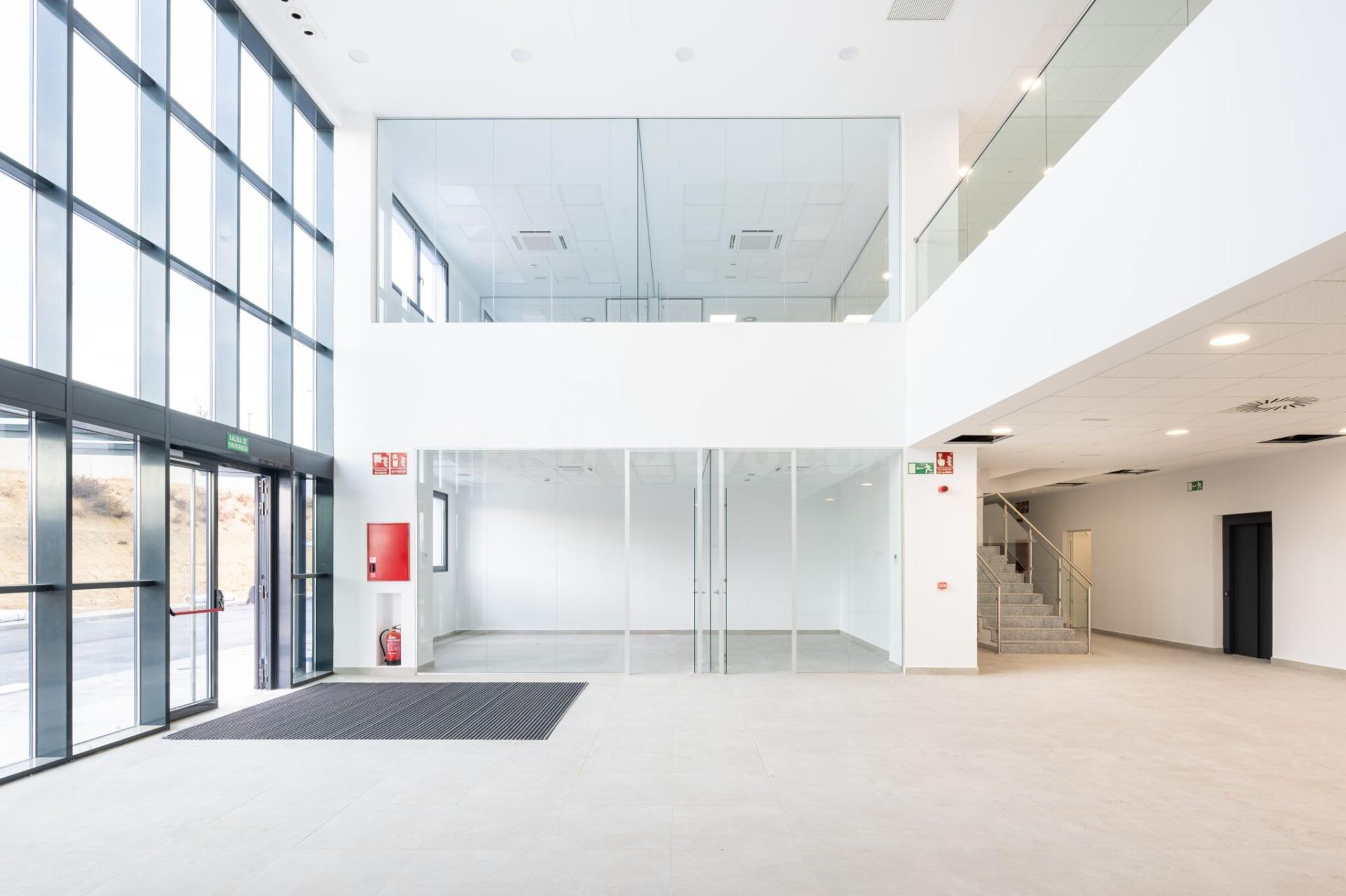 NAVE LOGÍSTICA PREMIUM EN ALQUILER - foto 3