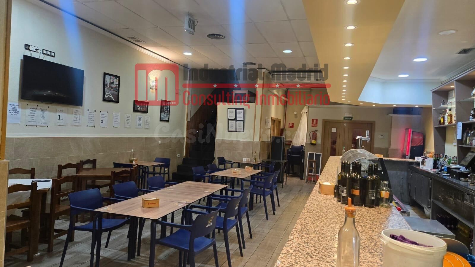 Local bar–restaurante en venta con licencia en vigor - foto 4