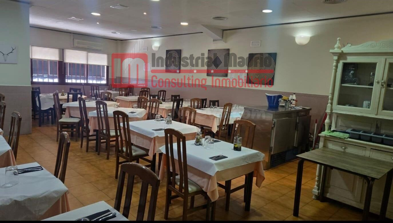 Local bar–restaurante en venta con licencia en vigor - foto 5