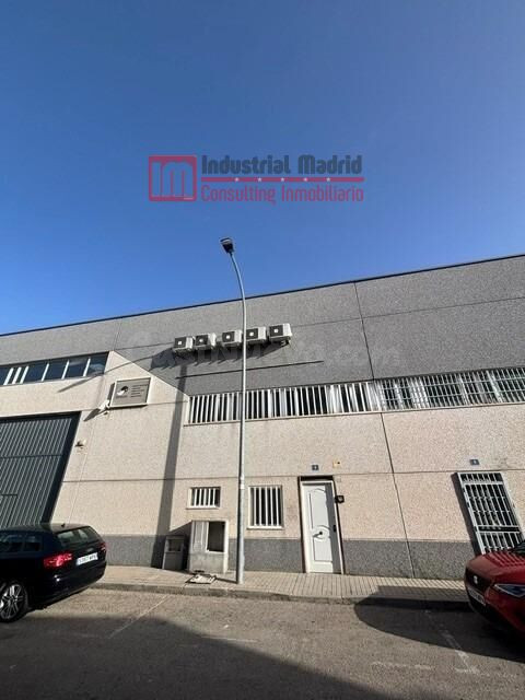 NAVE INDUSTRIAL EN VENTA EN ARGANDA DEL REY