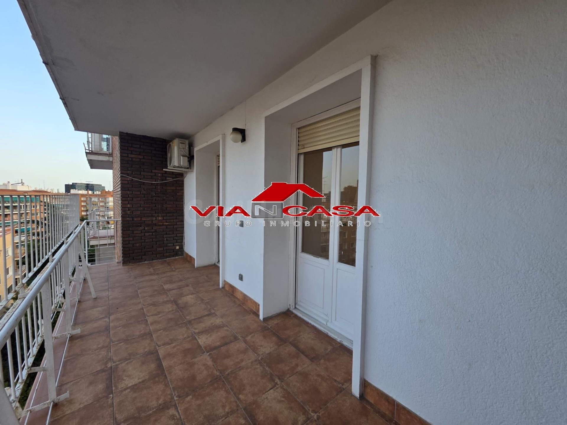 Piso 4 habitaciones 220m² en alquiler - Guindalera - foto 2