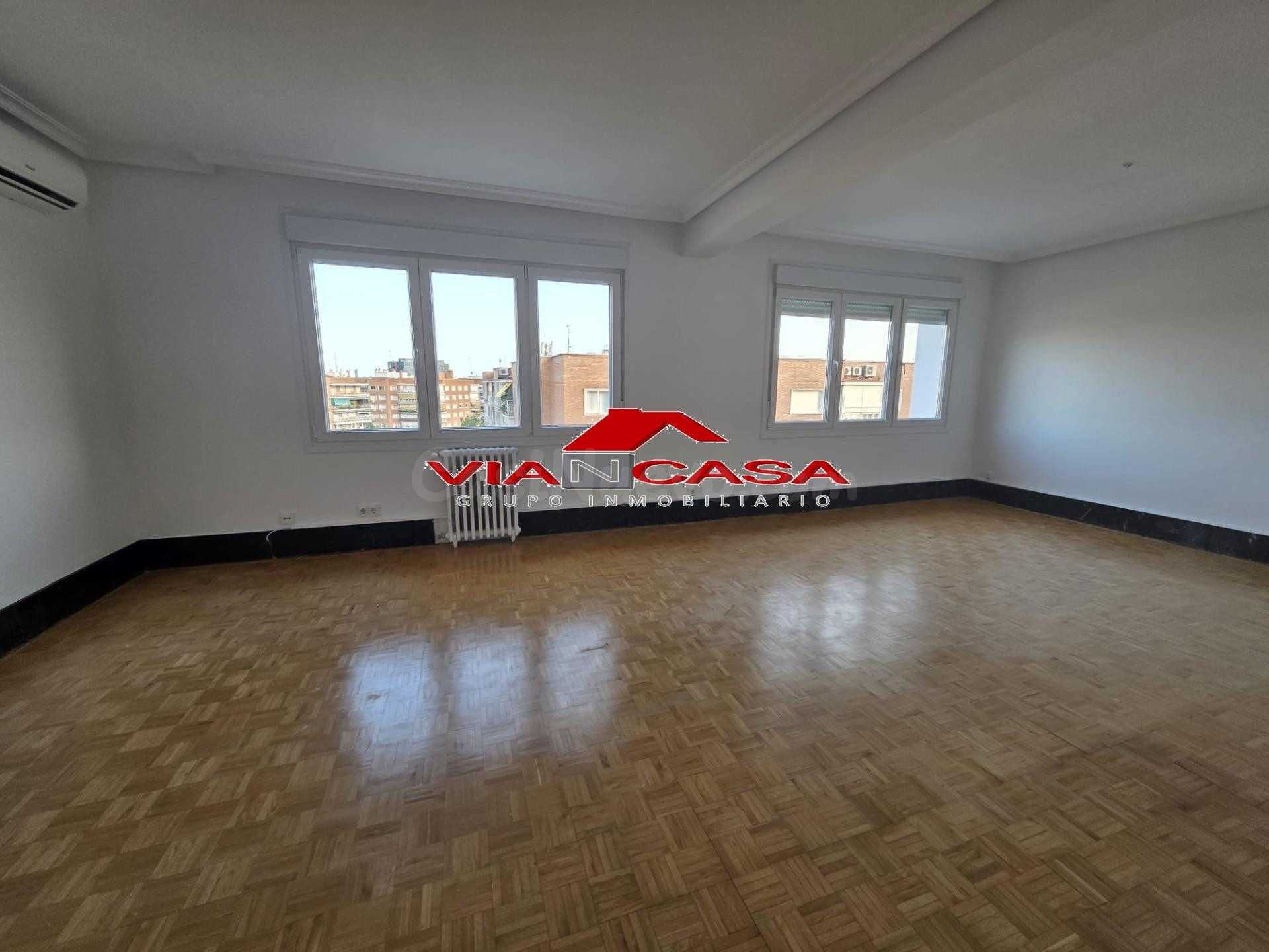 Piso 4 habitaciones 220m² en alquiler - Guindalera - foto 4