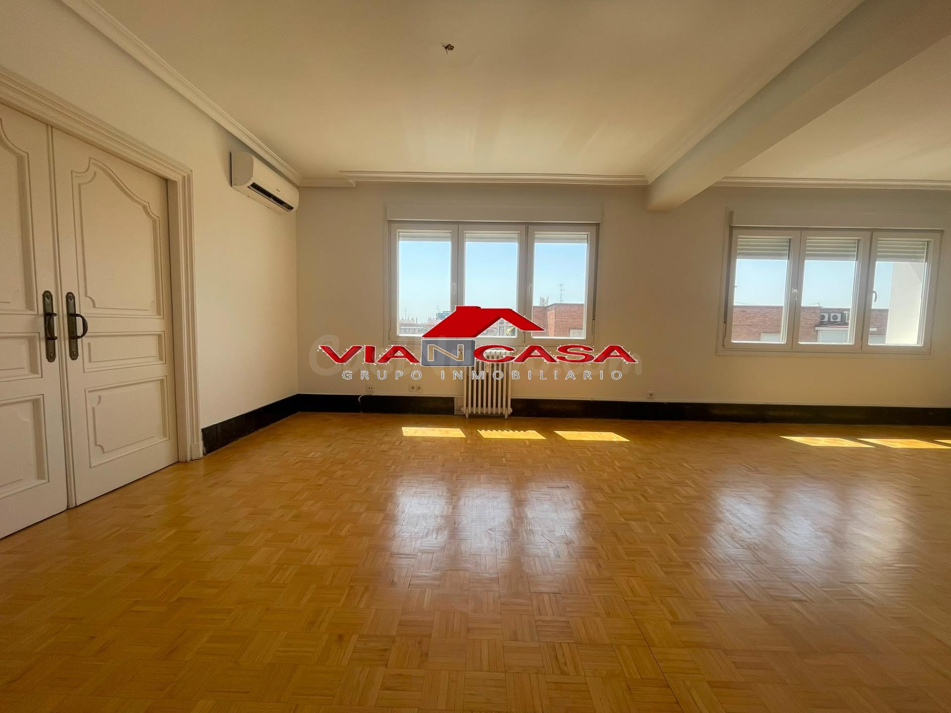 Piso en alquiler en - foto 4