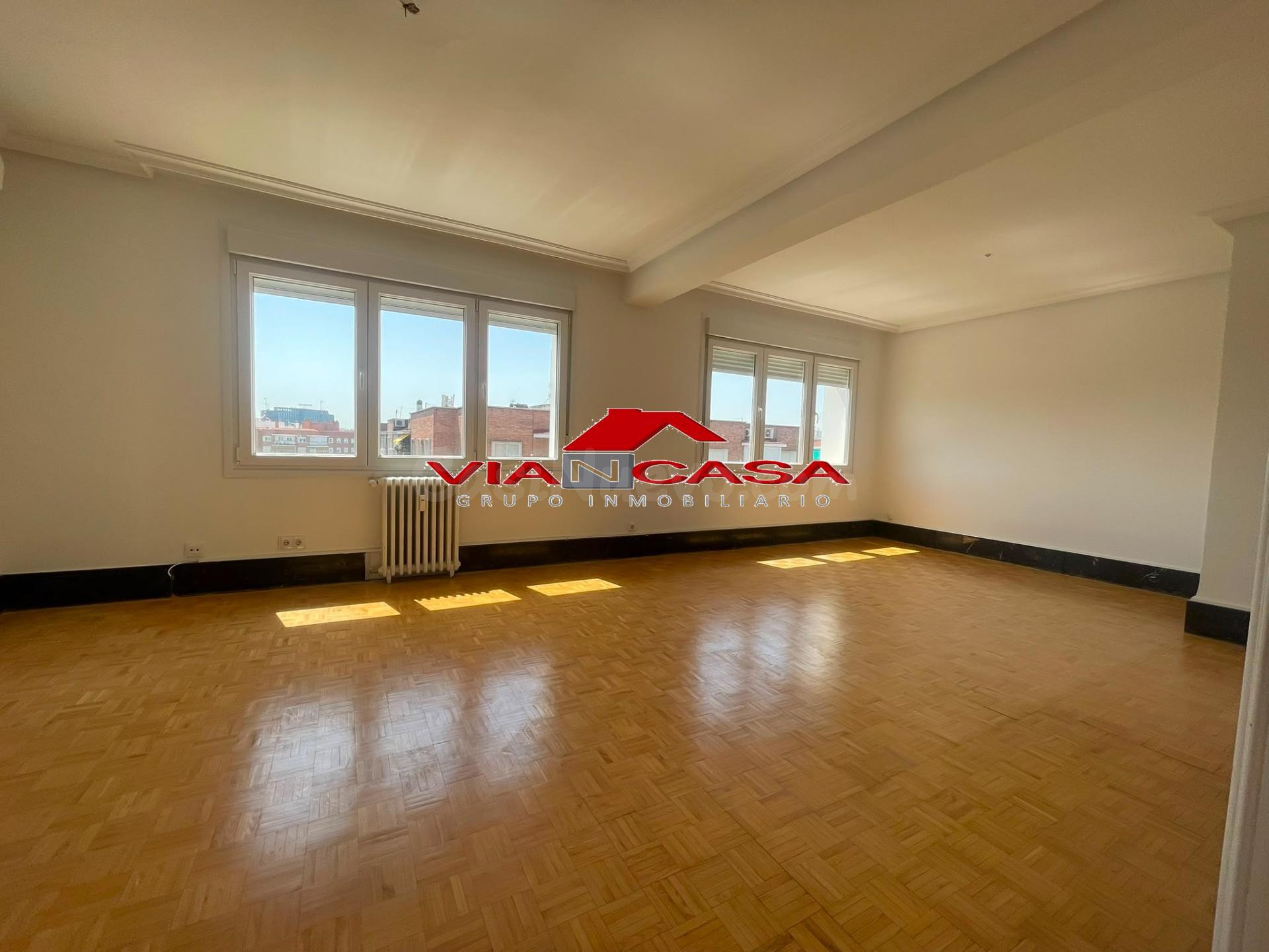 Piso en alquiler en - foto 5