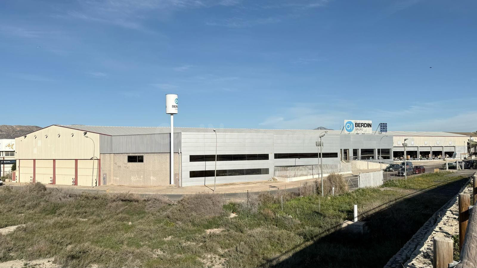 Nave industrial 7275m² en alquiler - Ciudad de Asís - Font-C - foto 2
