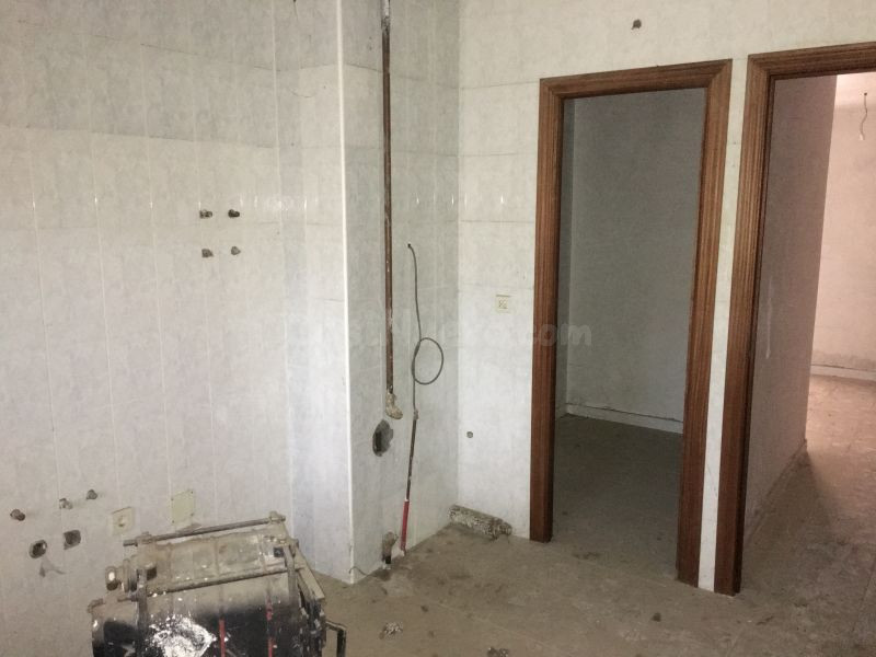 Edificio 1000m² en venta - SAN MIGUEL DE LAS DUEÑAS - foto 2