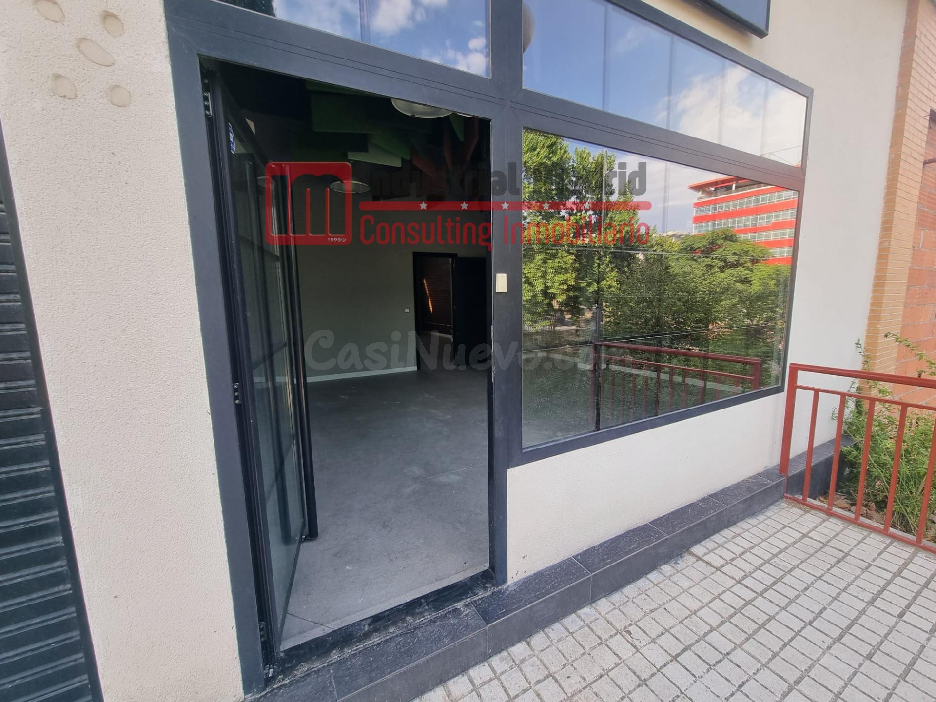 Local comercial en alquiler en Rivas Vaciamadrid - foto 2
