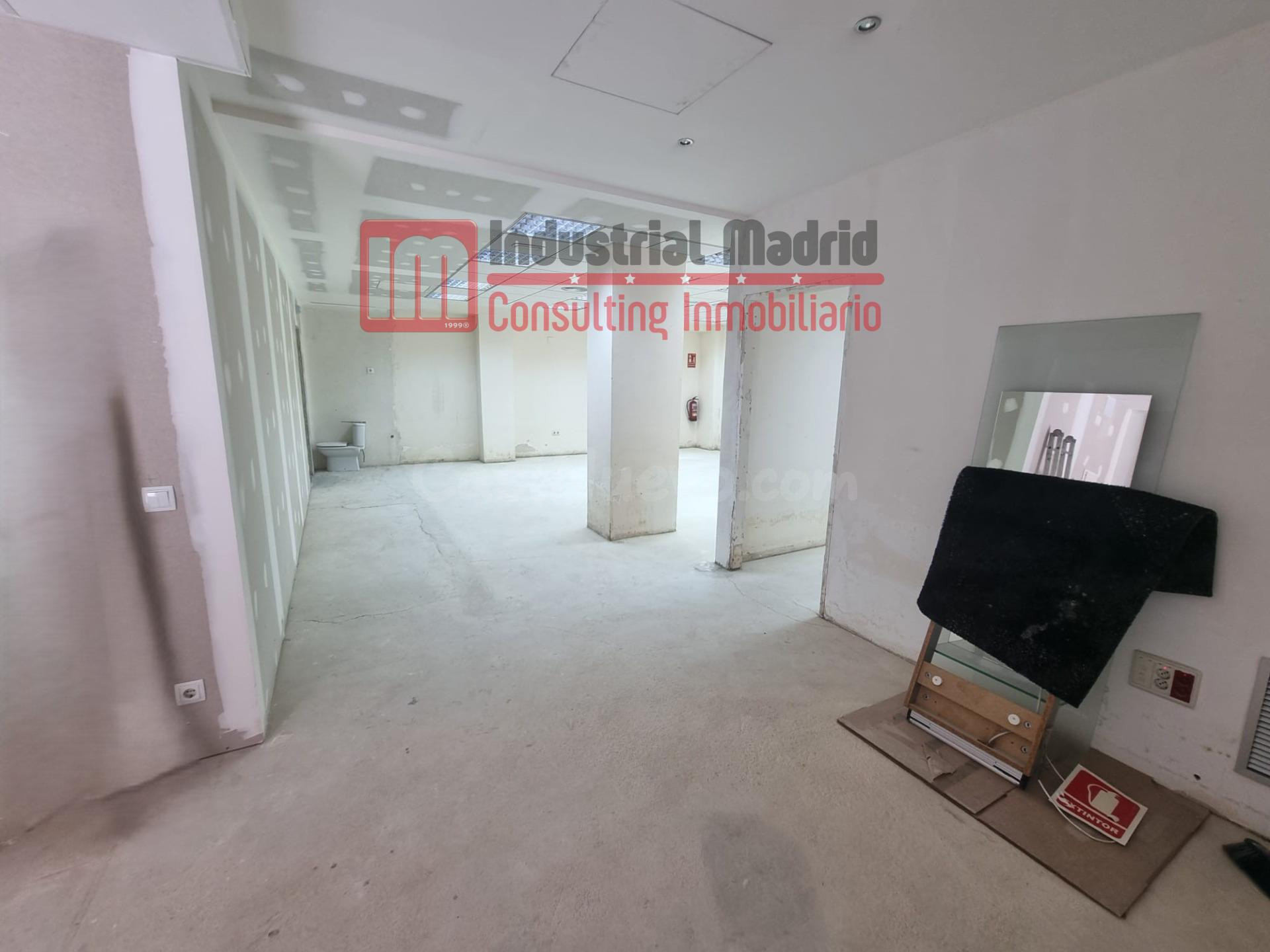 Excelente oportunidad de alquiler de local comercial de 88 m2 en Arganda del Rey. - foto 4