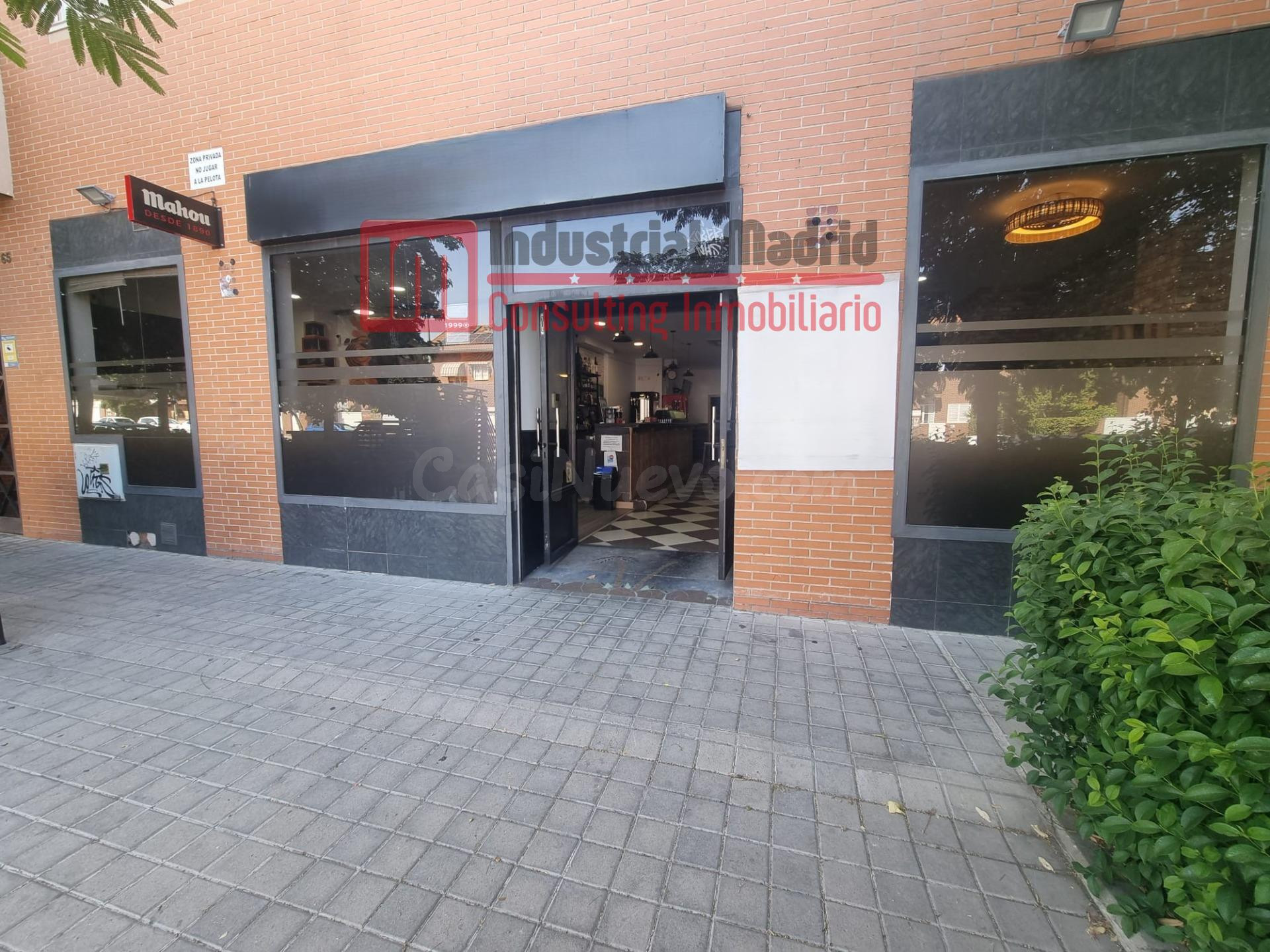 Traspaso de negocio de hostelería en pleno funcionamiento – Local de 160 m2 con licencia en vigor