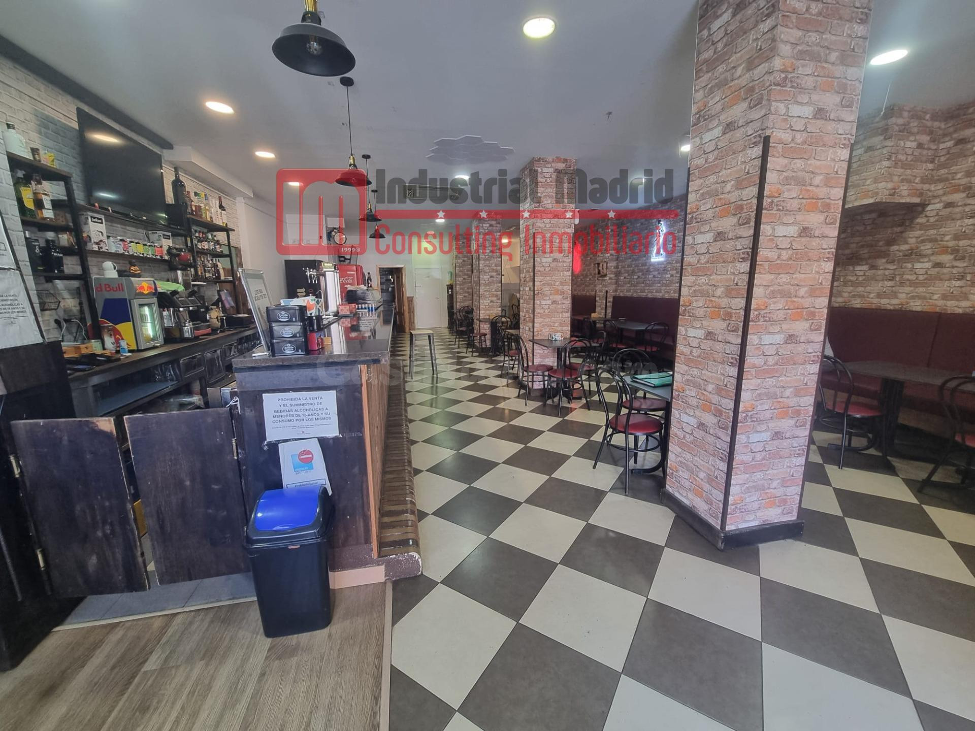 Traspaso de negocio de hostelería en pleno funcionamiento – Local de 160 m2 con licencia en vigor - foto 2