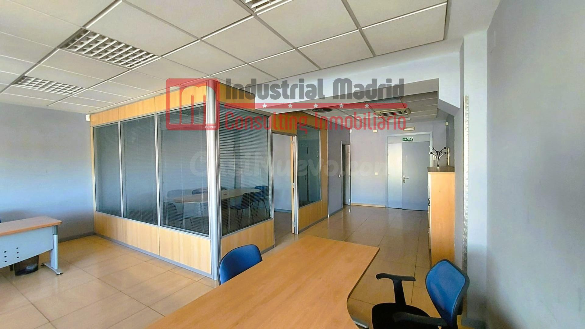 Industrial Madrid presenta esta oficina en Rivas Vaciamadrid. - foto 5