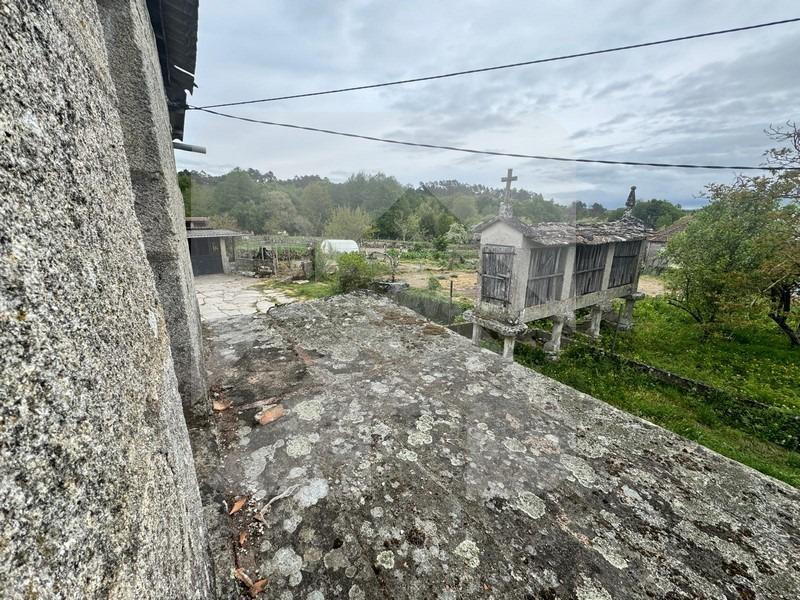 Casa de piedra con encanto junto al Camino de la Plata, muy próxima a San Cristovo de Cea. - foto 5