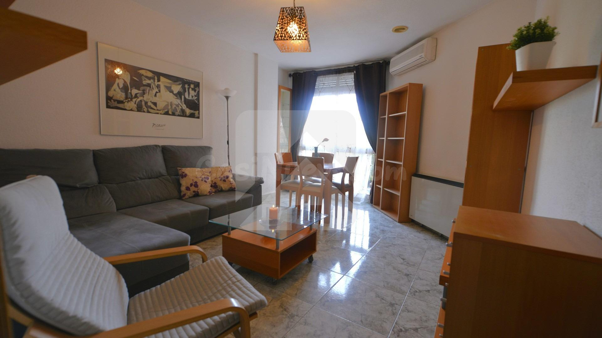 Piso de 2 habitaciones con plaza de garaje y gran trastero - foto 2