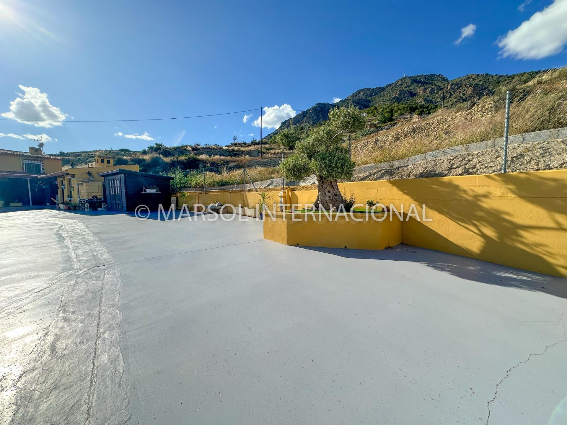 IMPRESIONANTE CHALET DE LUJO CON PISCINA CLIMATIZADA - foto 3