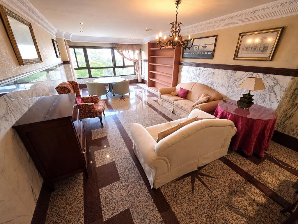 ESPECTACULAR VIVIENDA EN EL CENTRO DE ORIHUELA - foto 3