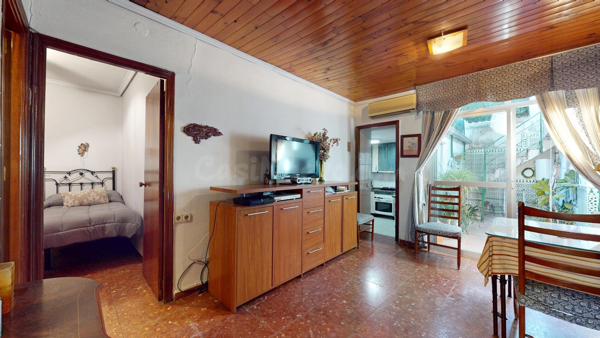 ¡NUEVA EXCLUSIVA! - CASA EN ZONA BAJACAMPO DE LA VERDAD - foto 4