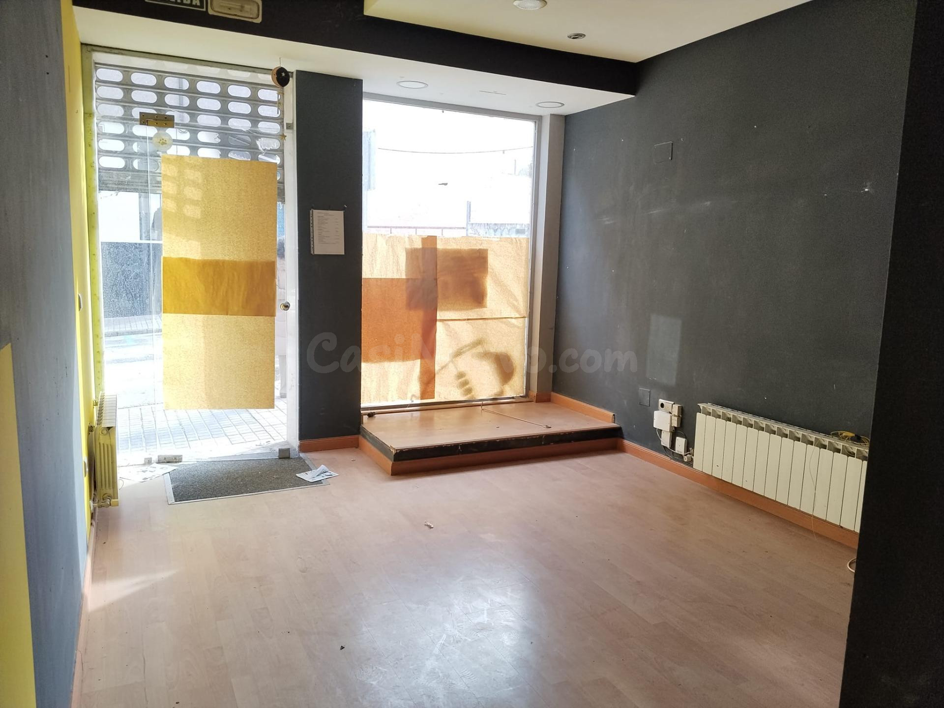 Se vende Local en el centro, cerca de la Plaza de Abastos