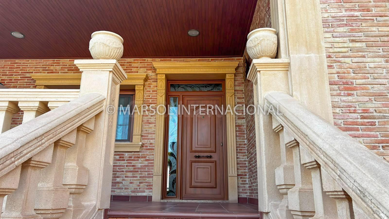 Exclusivo chalet de lujo en el centro residencial de Redován - foto 2