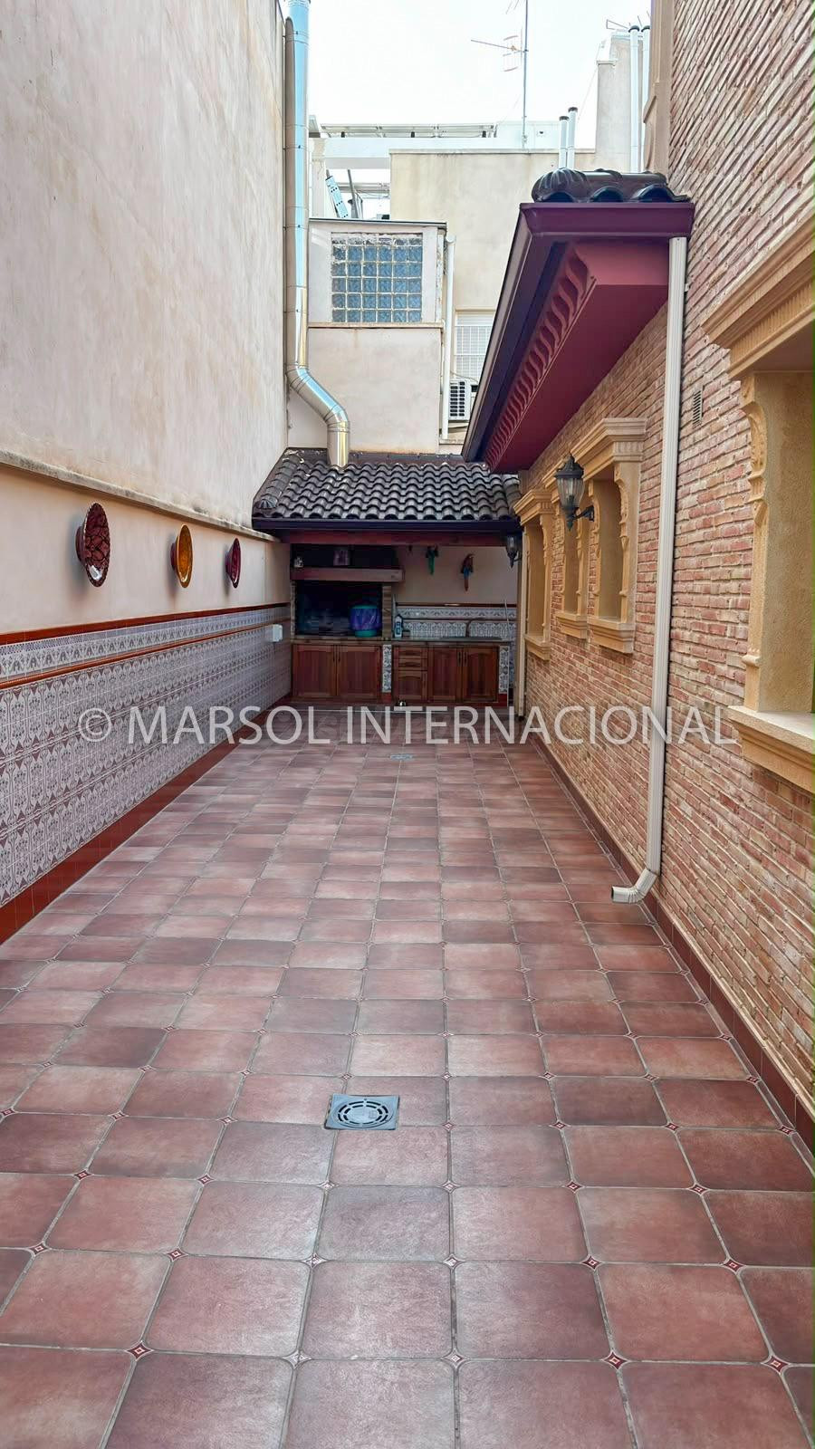 Exclusivo chalet de lujo en el centro residencial de Redován - foto 5