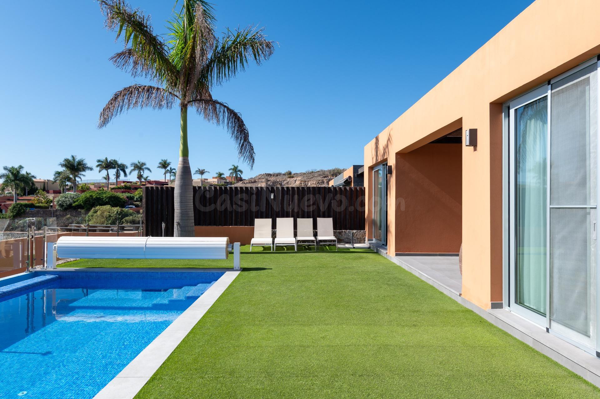 Casa con piscina y preciosas vistas al golf en Salobre Golf - foto 3