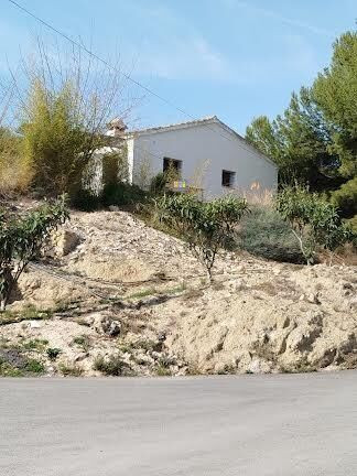 Casa de campo con parcela en La Nucía