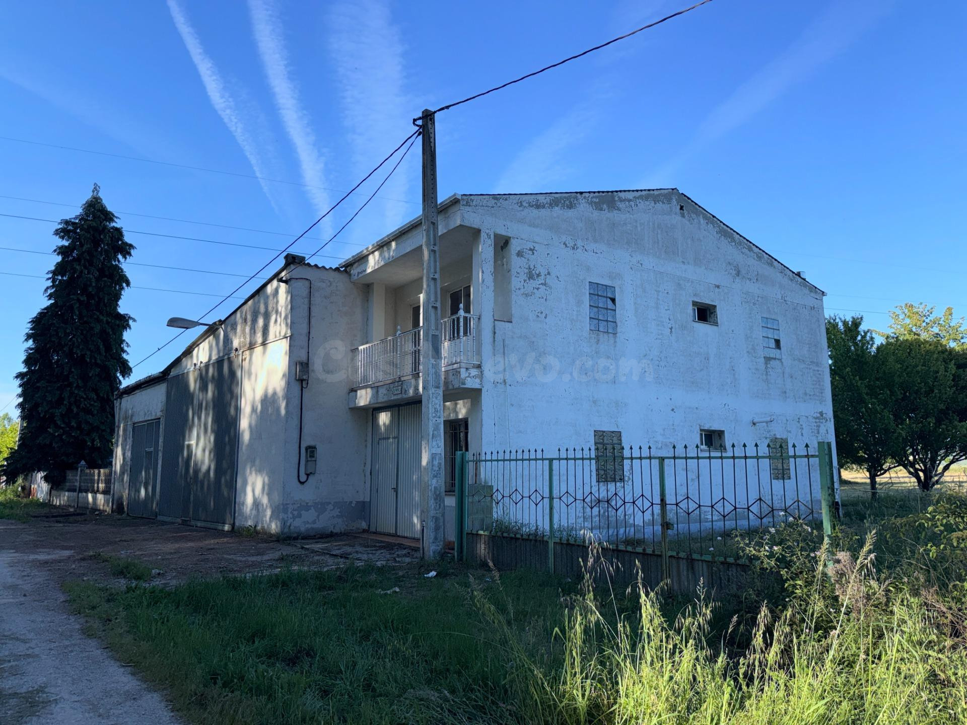 VENTA: Casa en San Andrés de Montejos. - foto 2