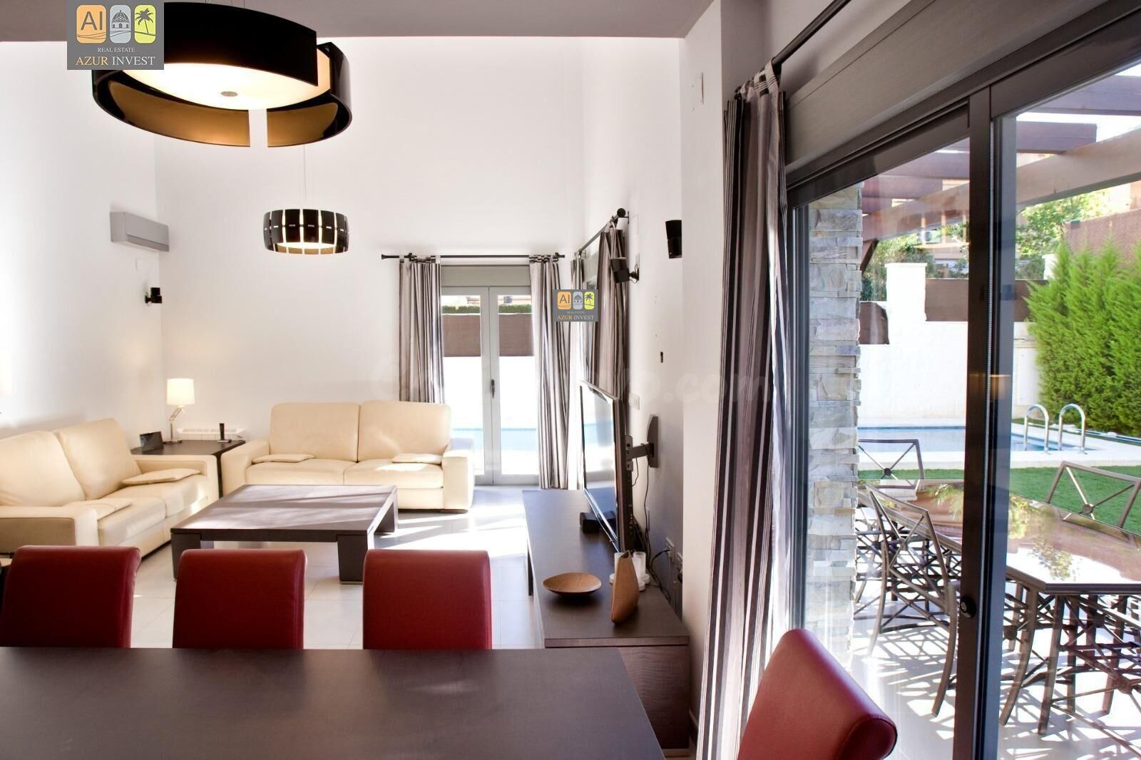 VILLA EN LA ZONA DEL ALBIR - foto 4