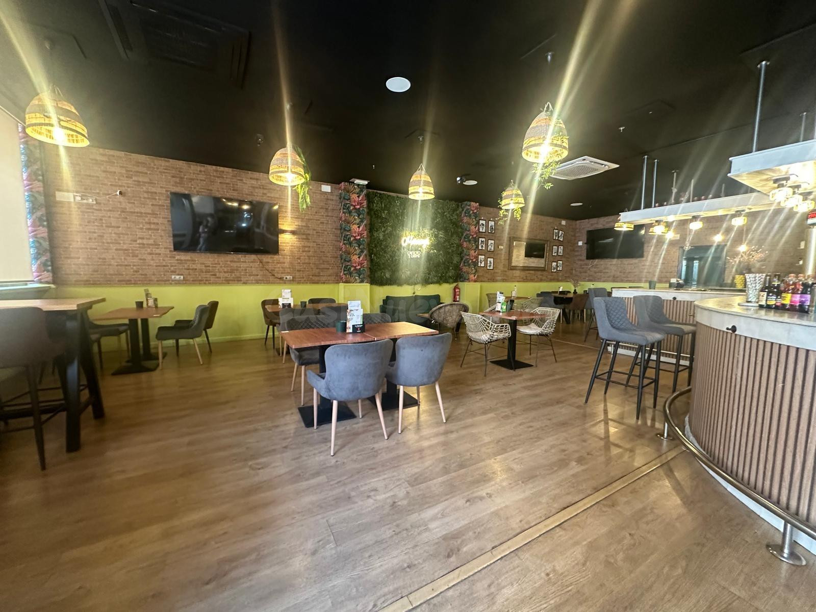VENTA: Amplio Local Comercial en el Centro de Ponferrada - foto 2
