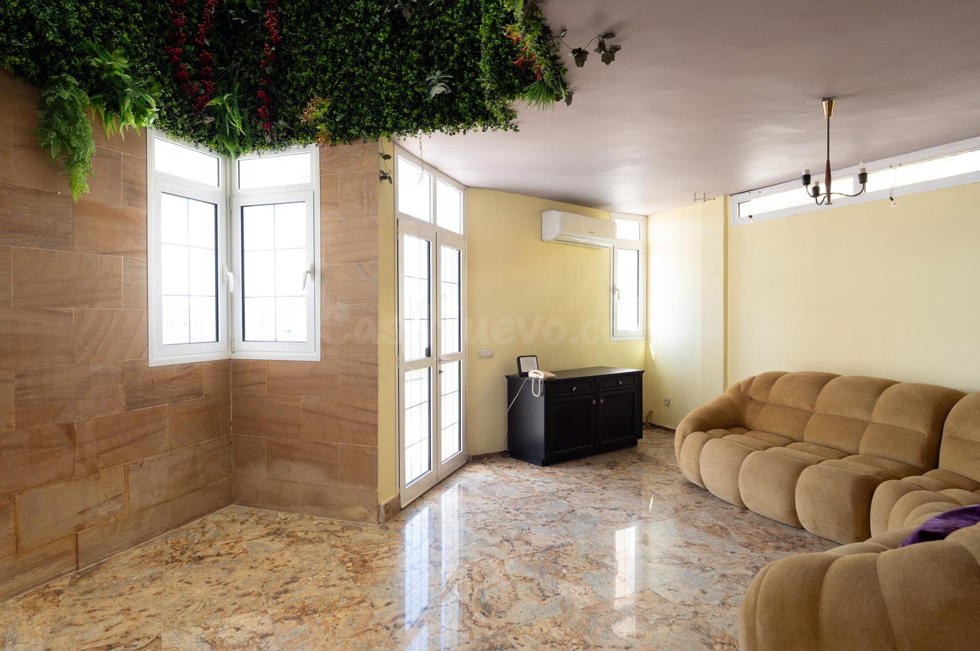 Exclusiva villa de diseño en la prestigiosa zona de Bellavista - foto 5