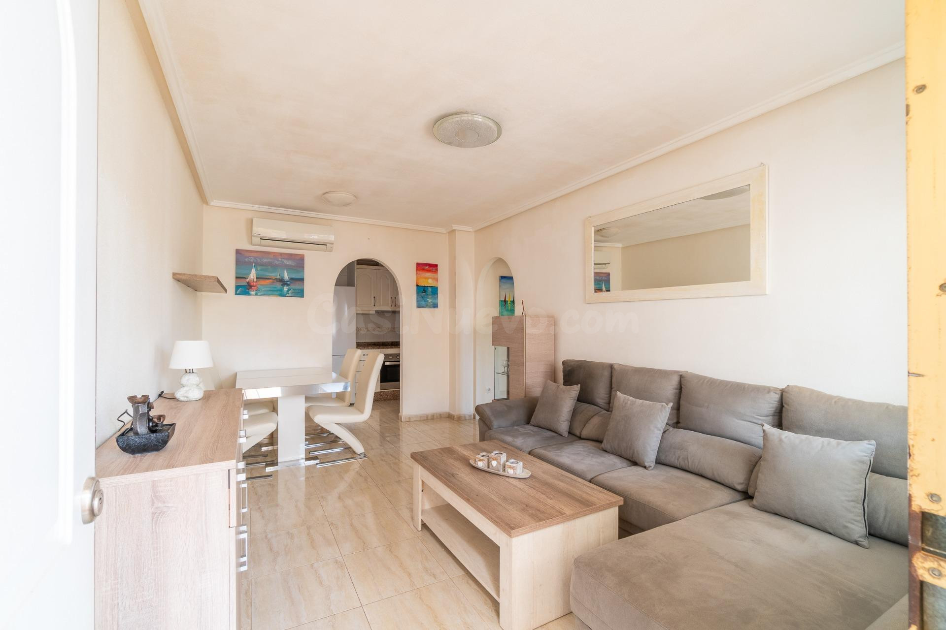 Planta baja con amplio jardín en Orihuela Costa - foto 4