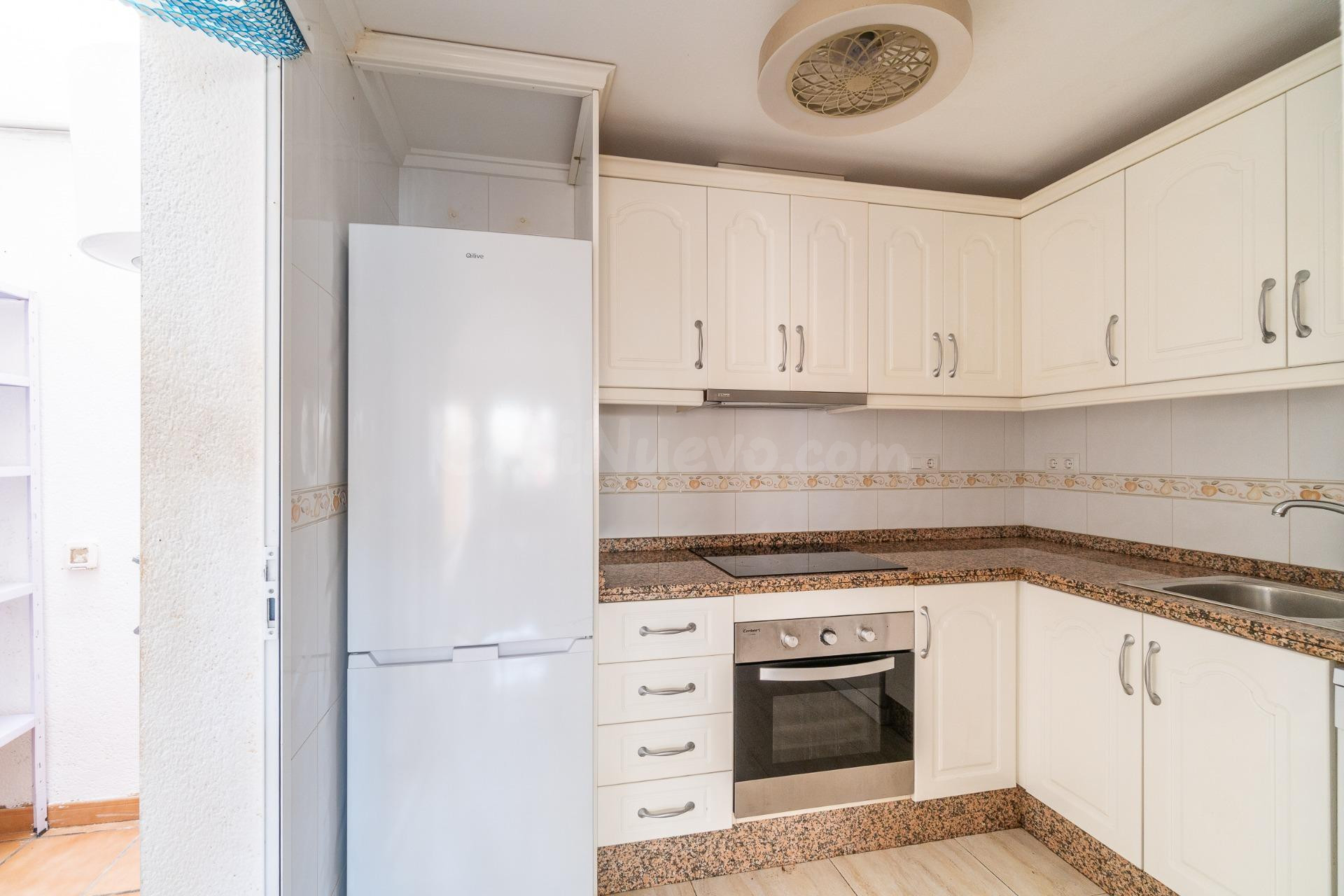 Planta baja con amplio jardín en Orihuela Costa - foto 5