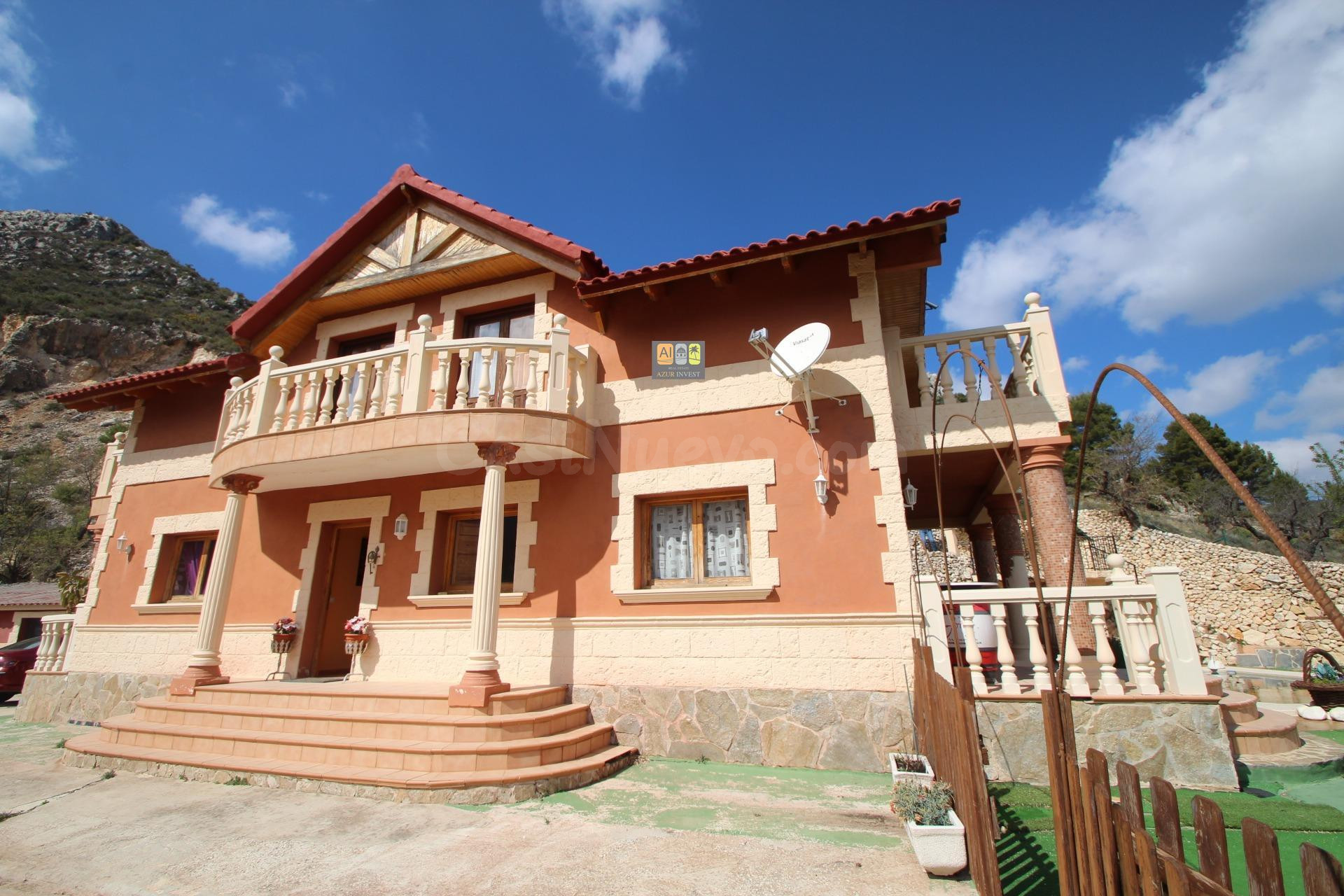 Chalet Con Piscina En Venta En Confrides - foto 3