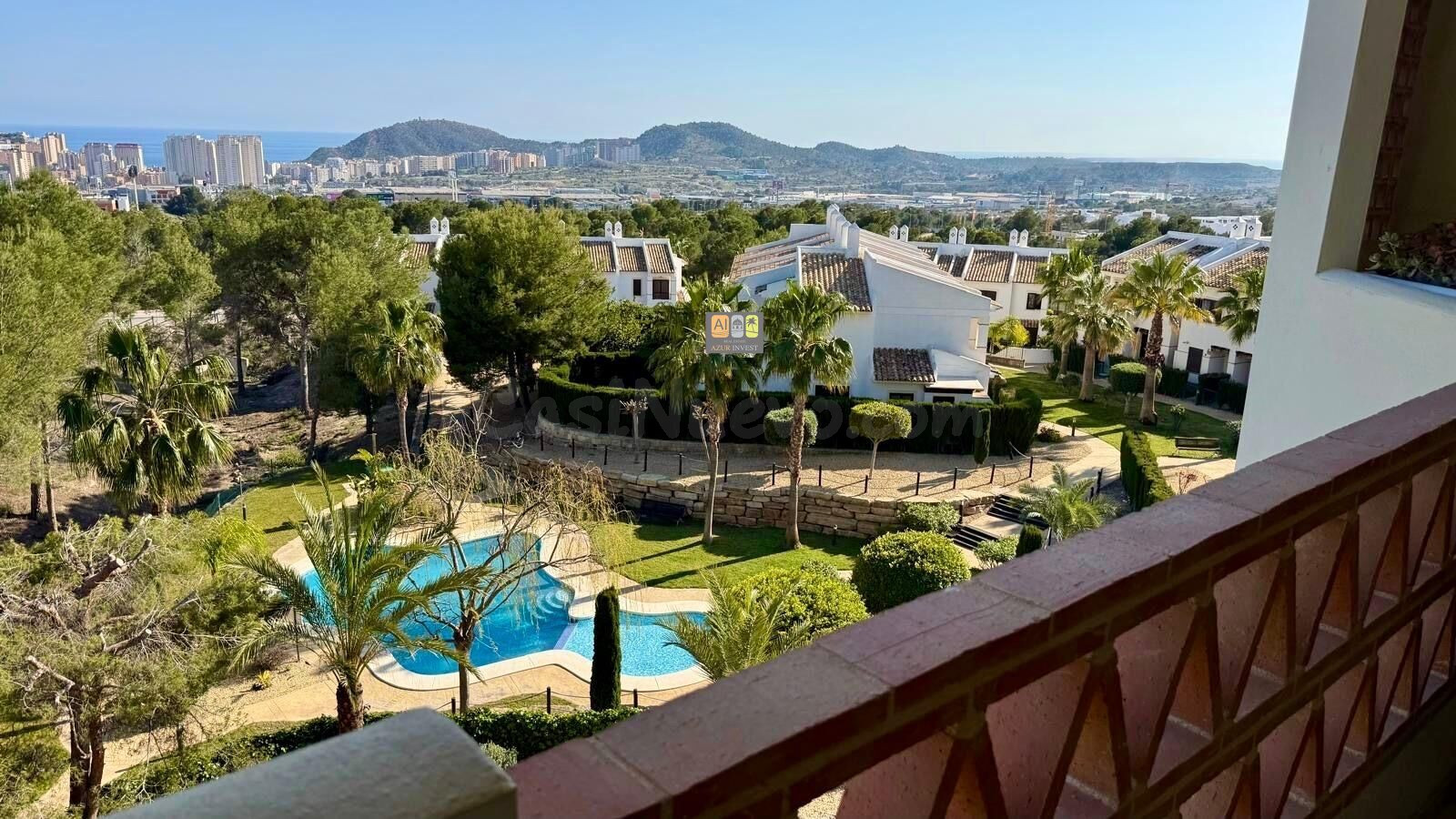 FINESTRAT – DÚPLEX EN VENTA CON VISTAS AL MAR