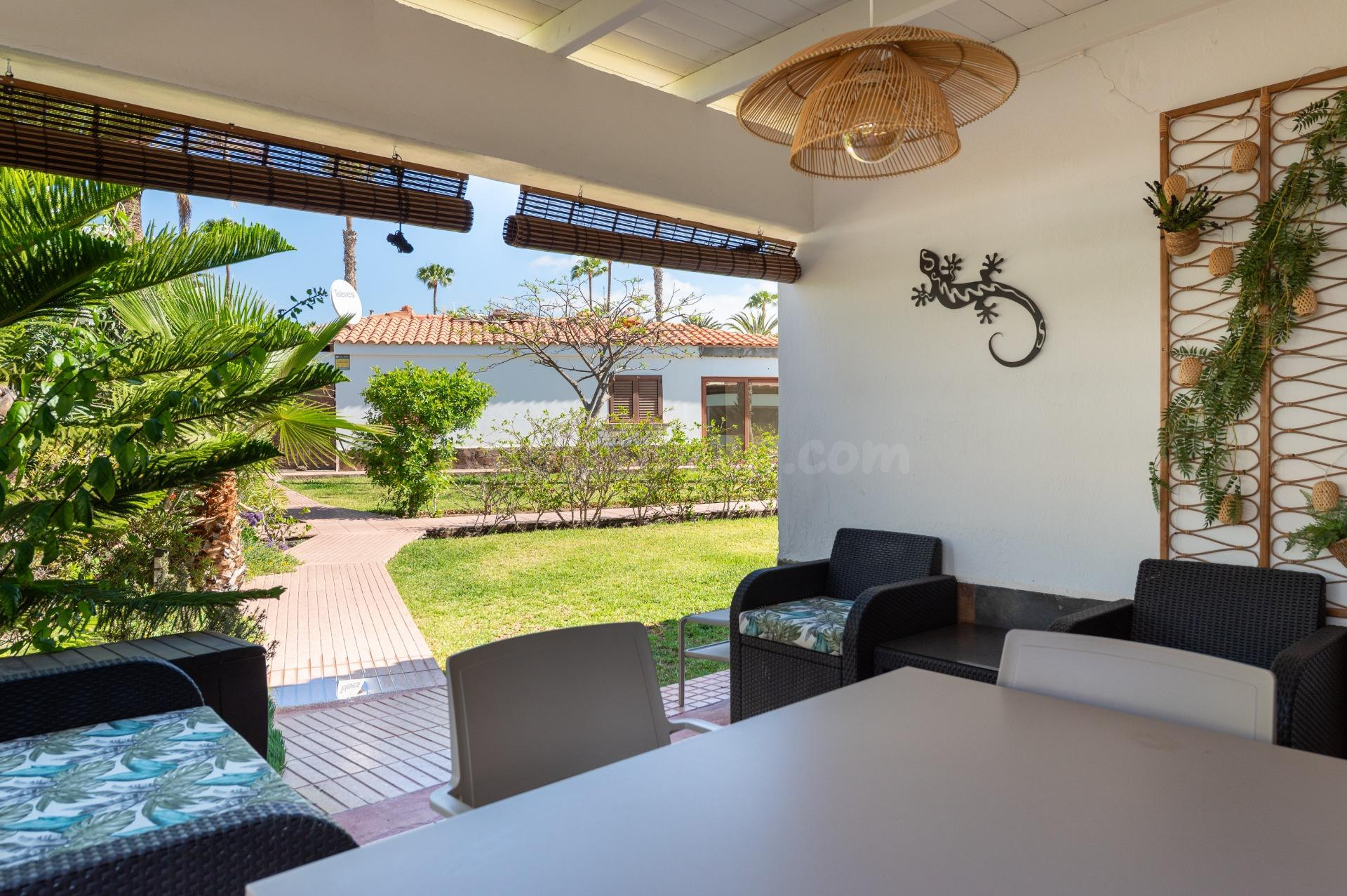 Bungalow junto al campo de golf - foto 3
