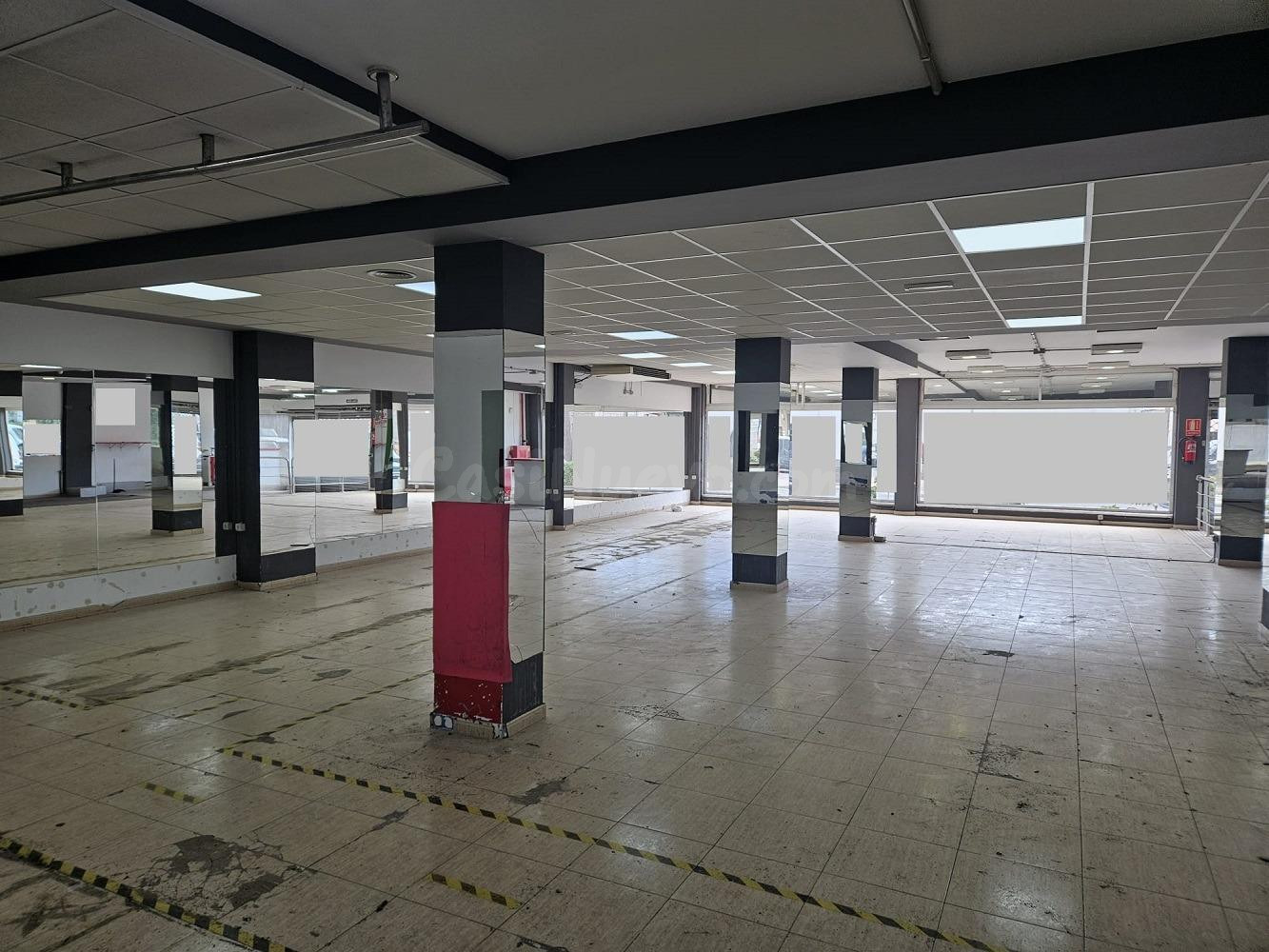 Propiedad Comercial en Vecindario, Gran Canaria - foto 2