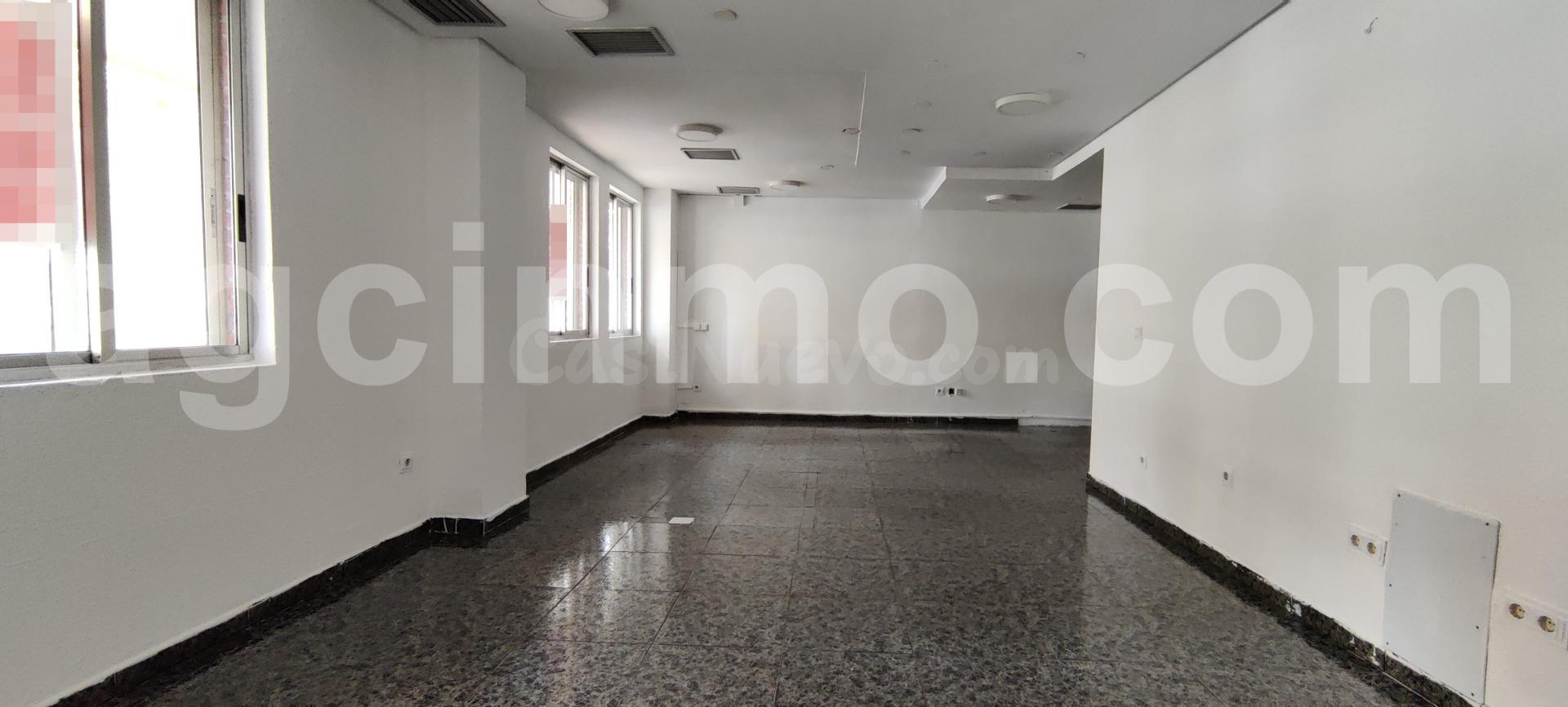 Oficina en alquiler - foto 4